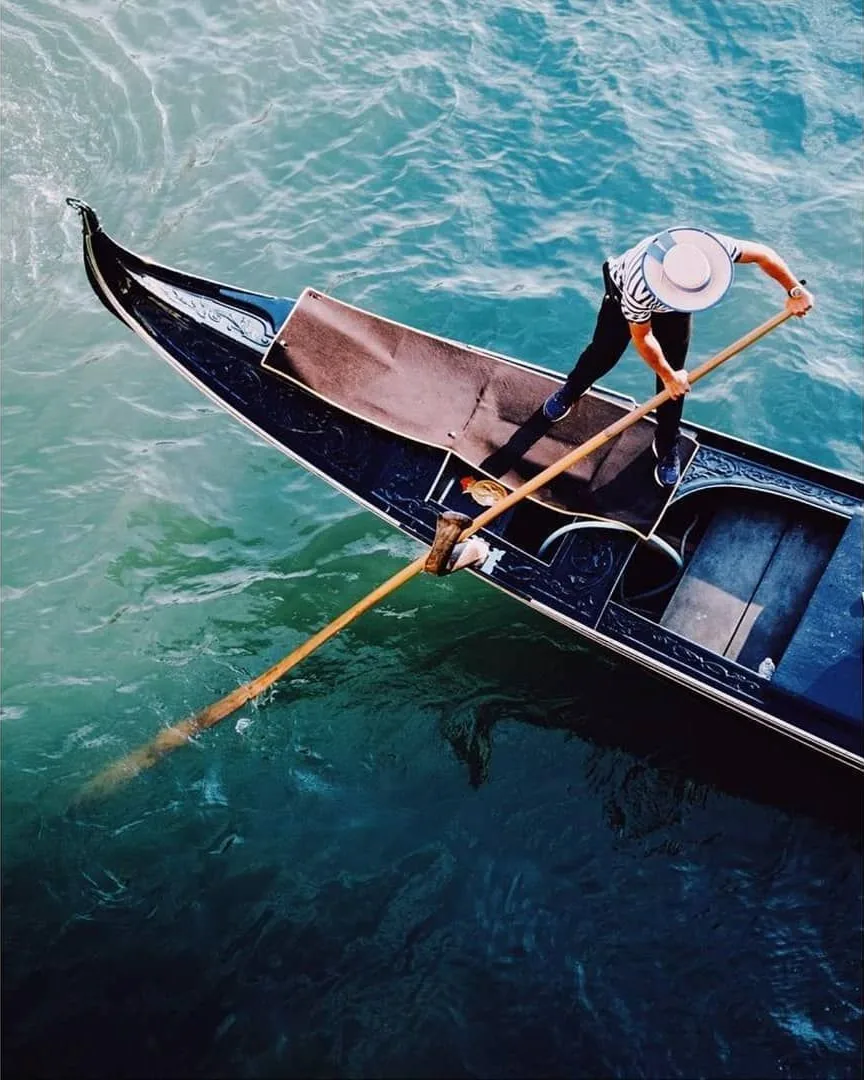 Photo by @poetic_mouse on the Fujifilm X-E3 with the Fujifilm MKX18-55mmT2.9